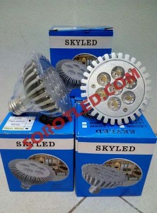 Lampu LED 7x1watt E27 merk SKYLED